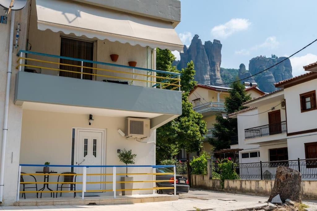 Central Little Home Kalambaka Exterior photo